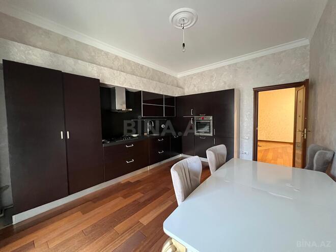 Satılır 5 otaqlı yeni tikili 250 m², 28 May m., photo 15 from 20