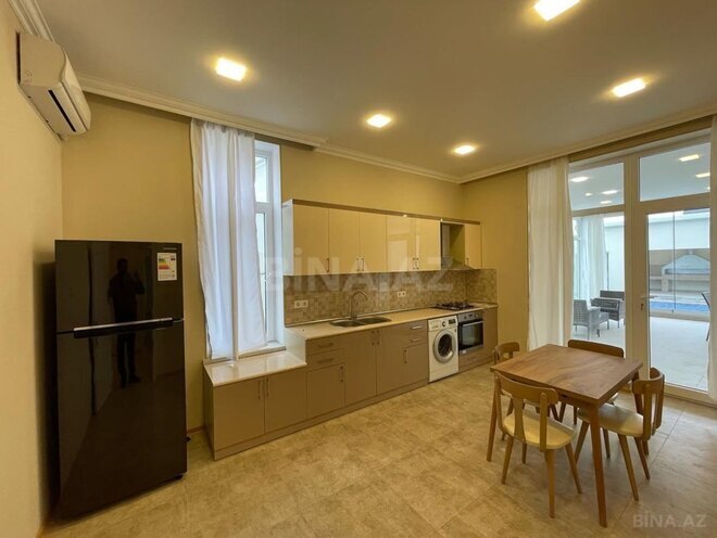 İcarəyə verilir 4 otaqlı həyət evi/bağ evi 300 m², Şüvəlan q., photo 6 from 12