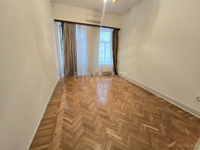 İcarəyə verilir 3 otaqlı ofis 100 m², 28 May m., photo 3 from 17