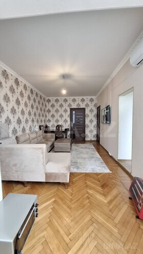 Satılır 2 otaqlı köhnə tikili 55 m², Azadlıq Prospekti m., photo 10 from 29
