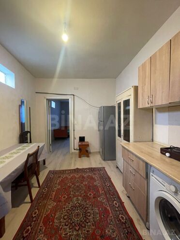 İcarəyə verilir 1 otaqlı həyət evi/bağ evi 40 m², İnşaatçılar m., photo 6 from 11