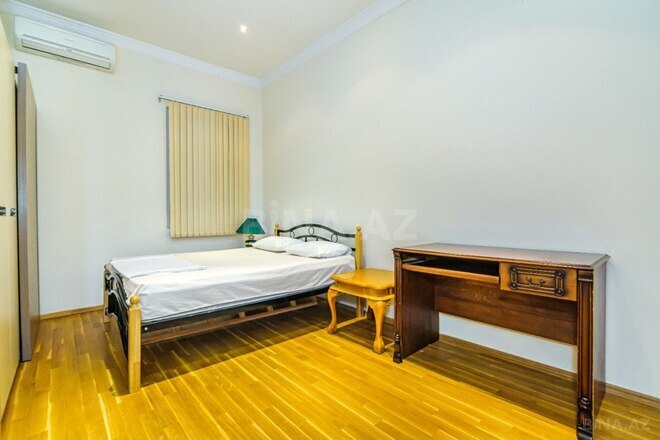 İcarəyə verilir 4 otaqlı köhnə tikili 117 m², İçəri Şəhər m., photo 27 from 32