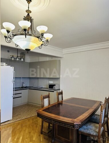Сдаётся 3-комн. новостройка 135 м², м. Нариман Нариманов, photo 8 from 13