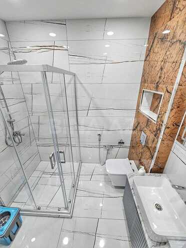 Продаётся 2-комн. новостройка 60 м², м. Кара Караев, photo 12 from 15