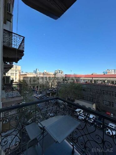 Satılır 3 otaqlı köhnə tikili 75 m², Sahil m., photo 16 from 18