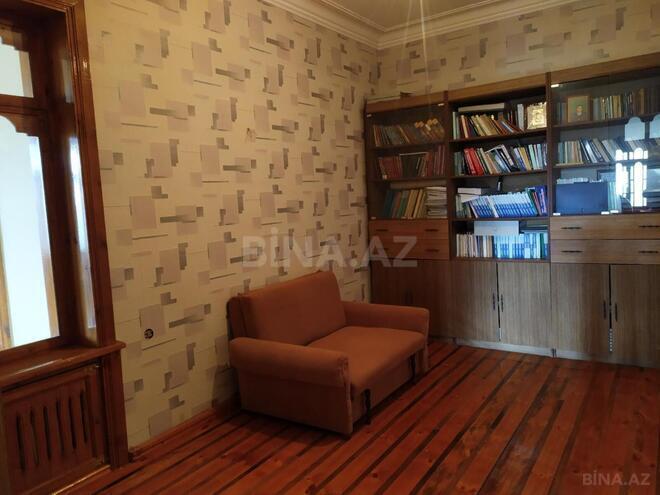 Продаётся 8-комн. дом/дача 392 м², photo 13 from 24