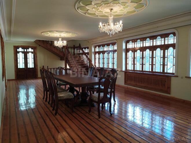 Продаётся 8-комн. дом/дача 392 м², photo 6 from 24