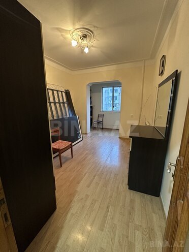 Satılır 2 otaqlı köhnə tikili 60 m², Azadlıq Prospekti m., photo 4 from 14