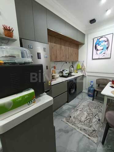 Продаётся 2-комн. новостройка 60 м², м. Кара Караев, photo 1 from 14