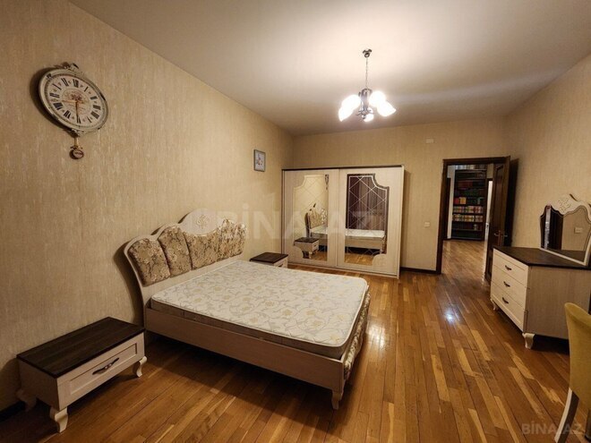 Сдаётся 3-комн. новостройка 165 м², м. Низами, photo 3 from 16
