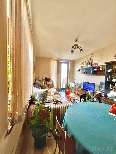 Satılır 1 otaqlı köhnə tikili 35 m², Qara Qarayev m., photo 6 from 20