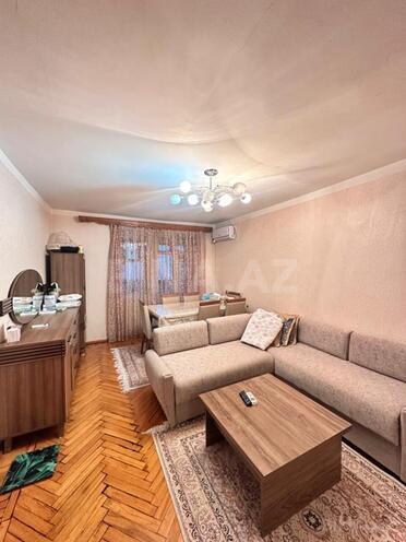 Satılır 3 otaqlı köhnə tikili 70 m², Nizami m., photo 3 from 13