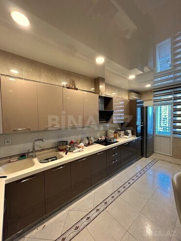 Satılır 4 otaqlı yeni tikili 215 m², 28 May m., photo 21 from 27