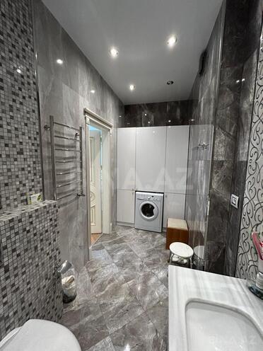Satılır 4 otaqlı yeni tikili 215 m², 28 May m., photo 25 from 27