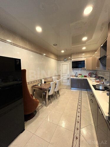 Satılır 4 otaqlı yeni tikili 215 m², 28 May m., photo 23 from 27