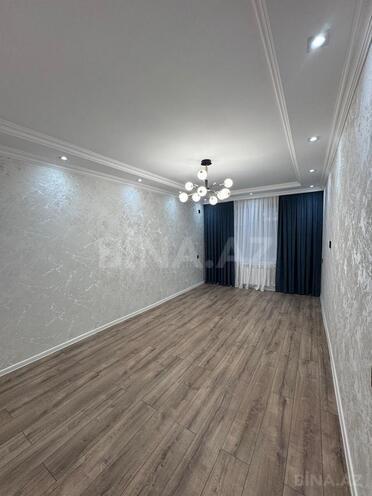 Продаётся 3-комн. вторичка 82 м², м. Нефтчиляр, photo 7 from 13