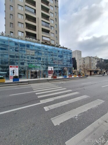 Satılır 2 otaqlı köhnə tikili 42 m², İnşaatçılar m., photo 24 from 27