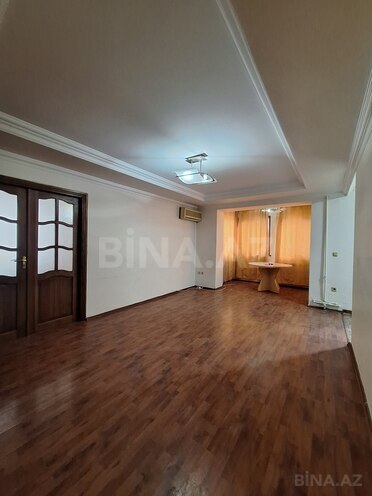 Satılır 2 otaqlı köhnə tikili 42 m², İnşaatçılar m., photo 10 from 27