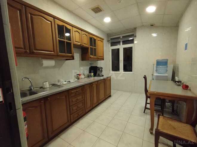 Сдаётся 20-комн. офис 1 000 м², м. Ичеришехер, photo 24 from 32