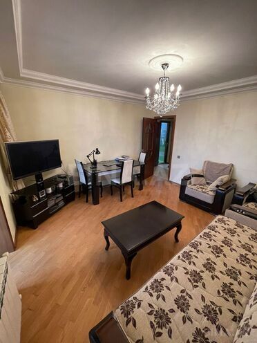 Satılır 2 otaqlı köhnə tikili 60 m², Biləcəri q., photo 1 from 12