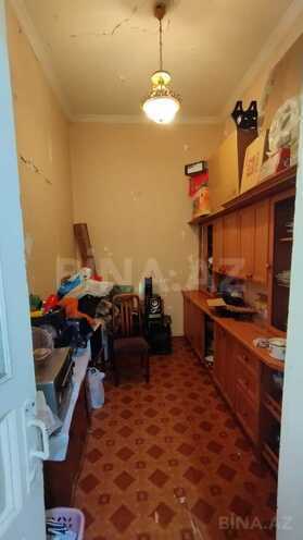 Satılır 3 otaqlı köhnə tikili 110 m², Sahil m., photo 15 from 21