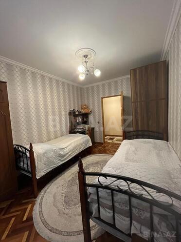 Продаётся 3-комн. вторичка 90 м², Абшеронcкий  р., photo 9 from 18