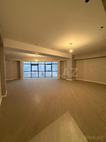 Продаётся 4-комн. новостройка 241 м², м. Элмляр Академиясы, photo 3 from 16