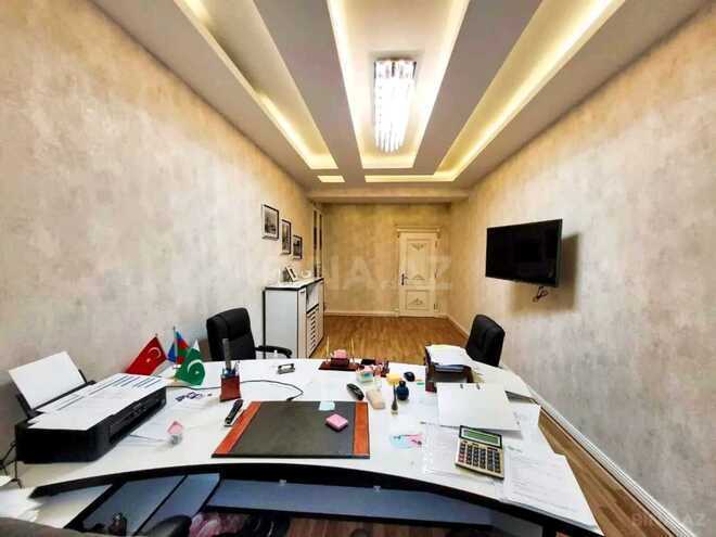 Сдаётся 5-комн. офис 151 м², м. Нефтчиляр, photo 4 from 9