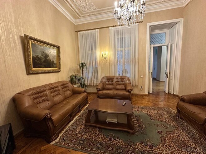 Satılır 5 otaqlı köhnə tikili 151 m², İçəri Şəhər m., photo 6 from 22