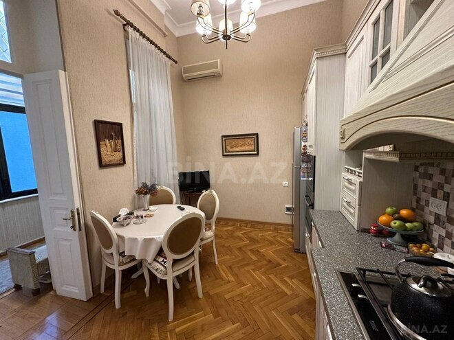 Satılır 5 otaqlı köhnə tikili 151 m², İçəri Şəhər m., photo 15 from 22