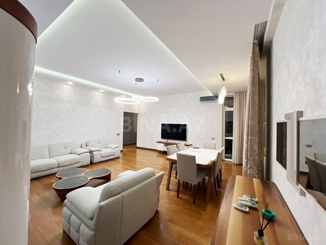 Сдаётся 3-комн. новостройка 150 м², м. 8 ноября, photo 4 from 27