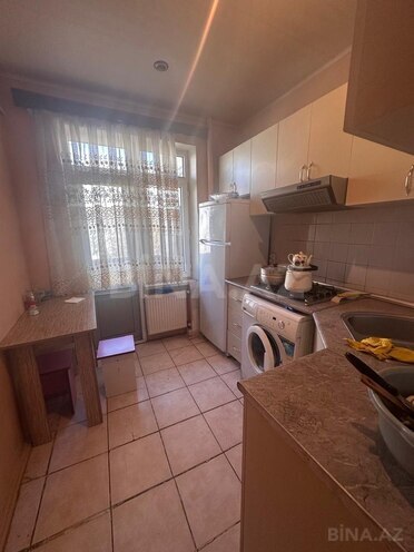 Satılır 3 otaqlı köhnə tikili 65 m², Gənclik m., photo 11 from 16