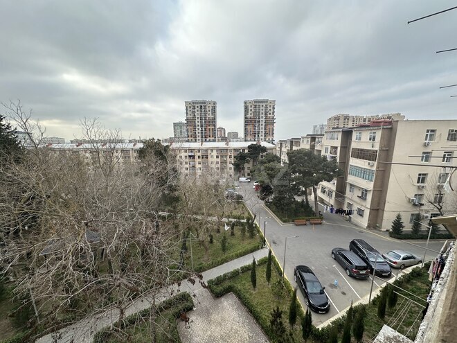 Продаётся 1-комн. вторичка 40 м², м. Ази Асланов, photo 14 from 15