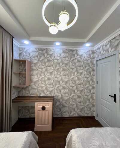 Продаётся 2-комн. вторичка 63 м², м. Насими, photo 5 from 10