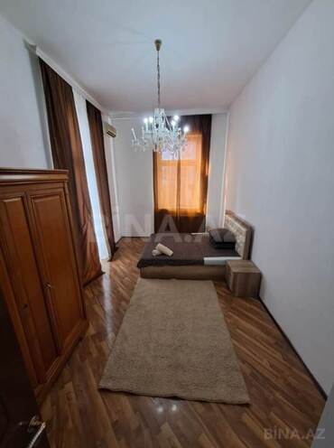 İcarəyə verilir 3 otaqlı köhnə tikili 90 m², Sahil m., photo 10 from 17