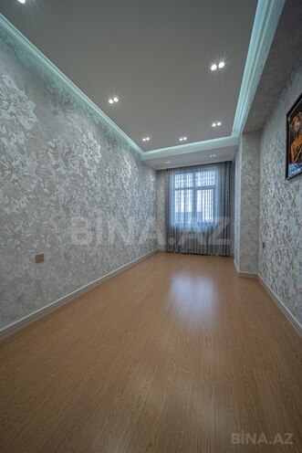 Продаётся 3-комн. новостройка 78 м², м. Кара Караев, photo 10 from 17