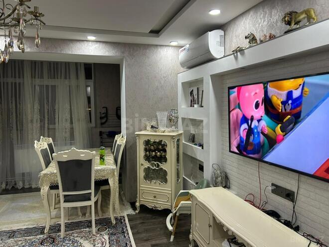 Satılır 2 otaqlı köhnə tikili 65 m², Azadlıq Prospekti m., photo 1 from 16