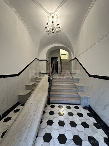 İcarəyə verilir 3 otaqlı köhnə tikili 80 m², Sahil m., photo 14 from 17