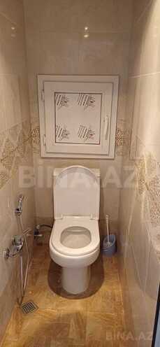 Satılır 5 otaqlı köhnə tikili 125 m², M.Ə.Rəsulzadə q., photo 19 from 22