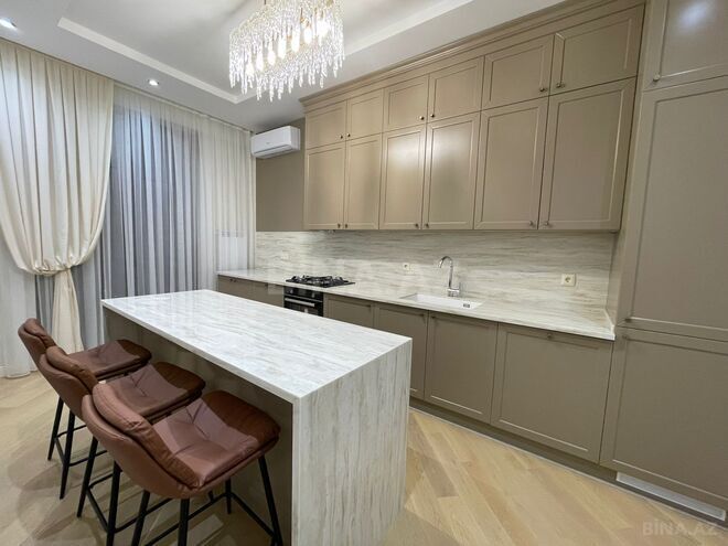 Сдаётся 2-комн. новостройка 90 м², м. Элмляр Академиясы, photo 4 from 17