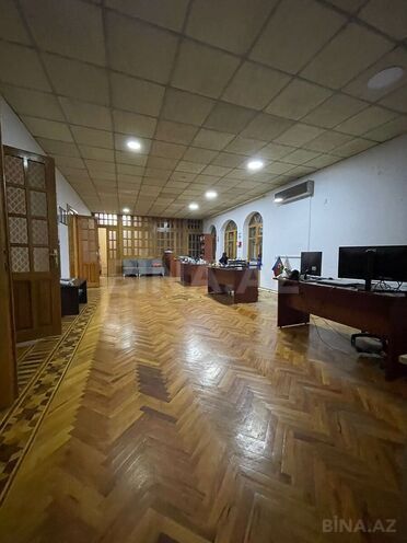 Сдаётся 8-комн. офис 400 м², пос. Бадамдар, photo 6 from 12