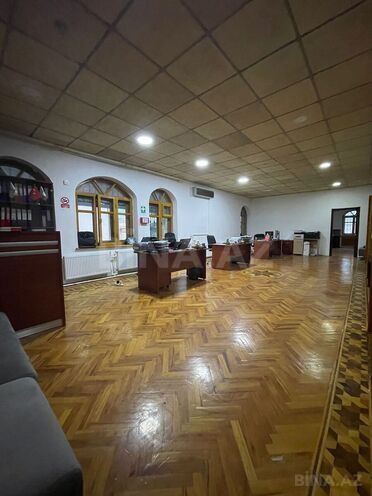 Сдаётся 8-комн. офис 400 м², пос. Бадамдар, photo 7 from 12