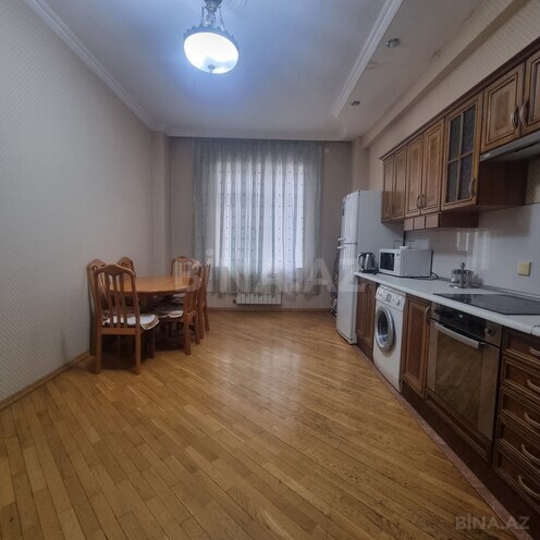 Сдаётся 2-комн. новостройка 112 м², м. Сахил, photo 15 from 17