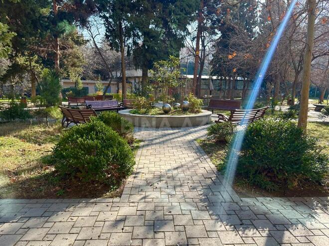 Satılır 3 otaqlı köhnə tikili 90 m², Azadlıq Prospekti m., photo 1 from 20