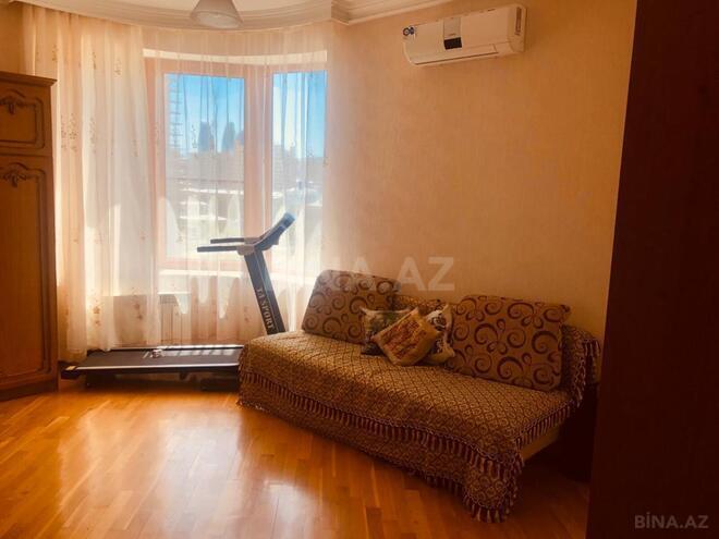 Продаётся 4-комн. новостройка 176 м², м. Низами, photo 8 from 11