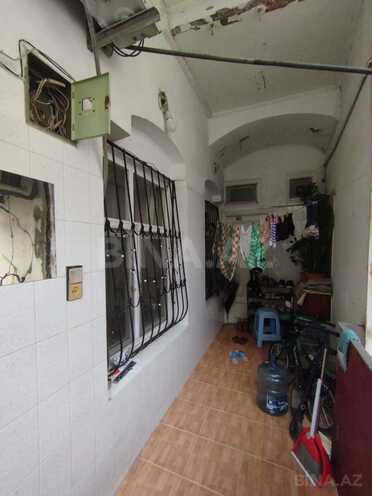Satılır 4 otaqlı köhnə tikili 110 m², Sahil m., photo 18 from 19