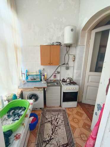 Satılır 4 otaqlı köhnə tikili 110 m², Sahil m., photo 11 from 19