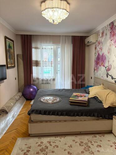 Сдаётся 3-комн. вторичка 80 м², м. Ичеришехер, photo 5 from 10