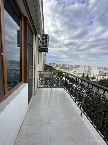 Продаётся 3-комн. вторичка 101.5 м², м. Ичеришехер, photo 18 from 32