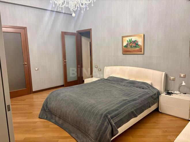 Satılır 5 otaqlı yeni tikili 390 m², 28 May m., photo 13 from 32